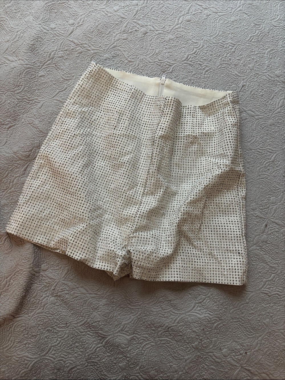 Rhinestone high waisted shorts in white